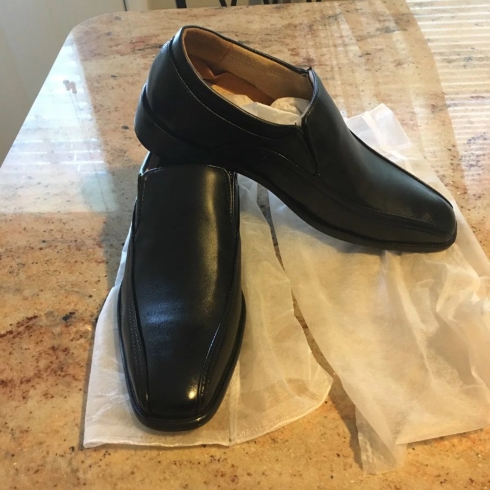 New Easy Strider man shoes size 7